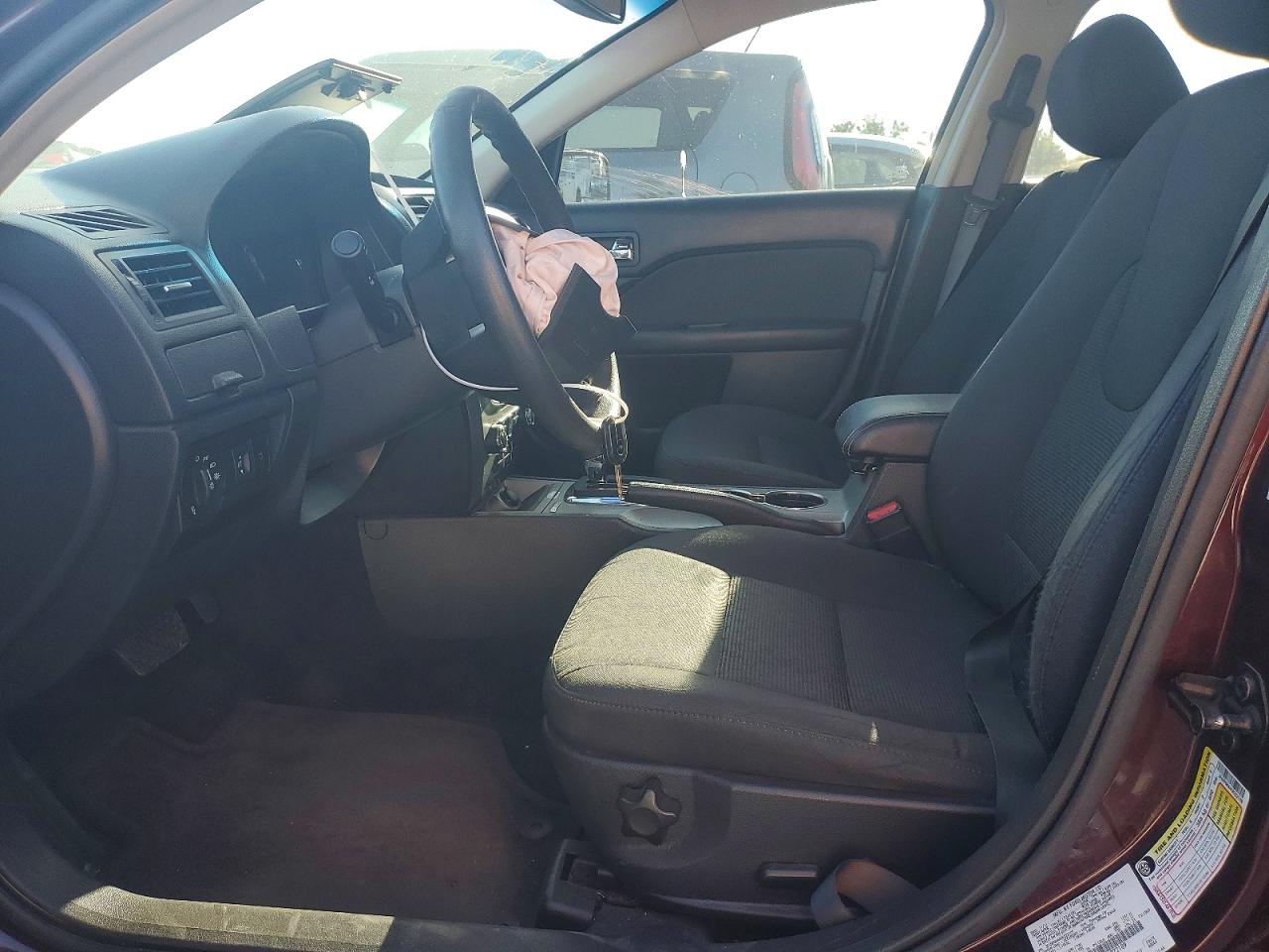 2012 FORD FUSION SE photo 19