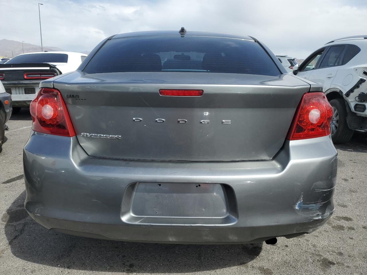 2013 DODGE AVENGER SE photo 16