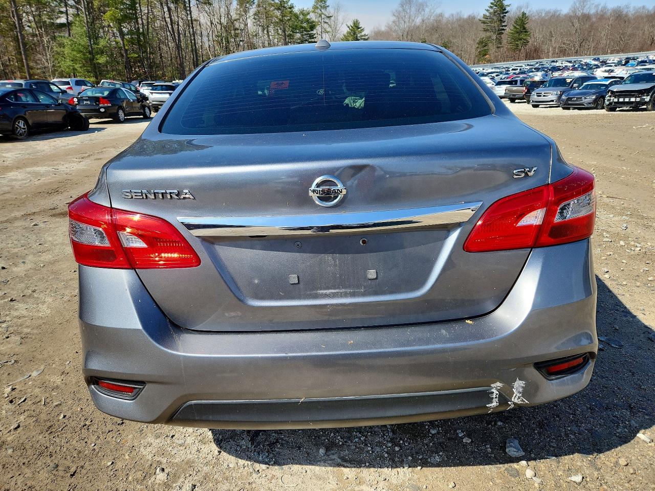 2019 NISSAN SENTRA SV photo 6