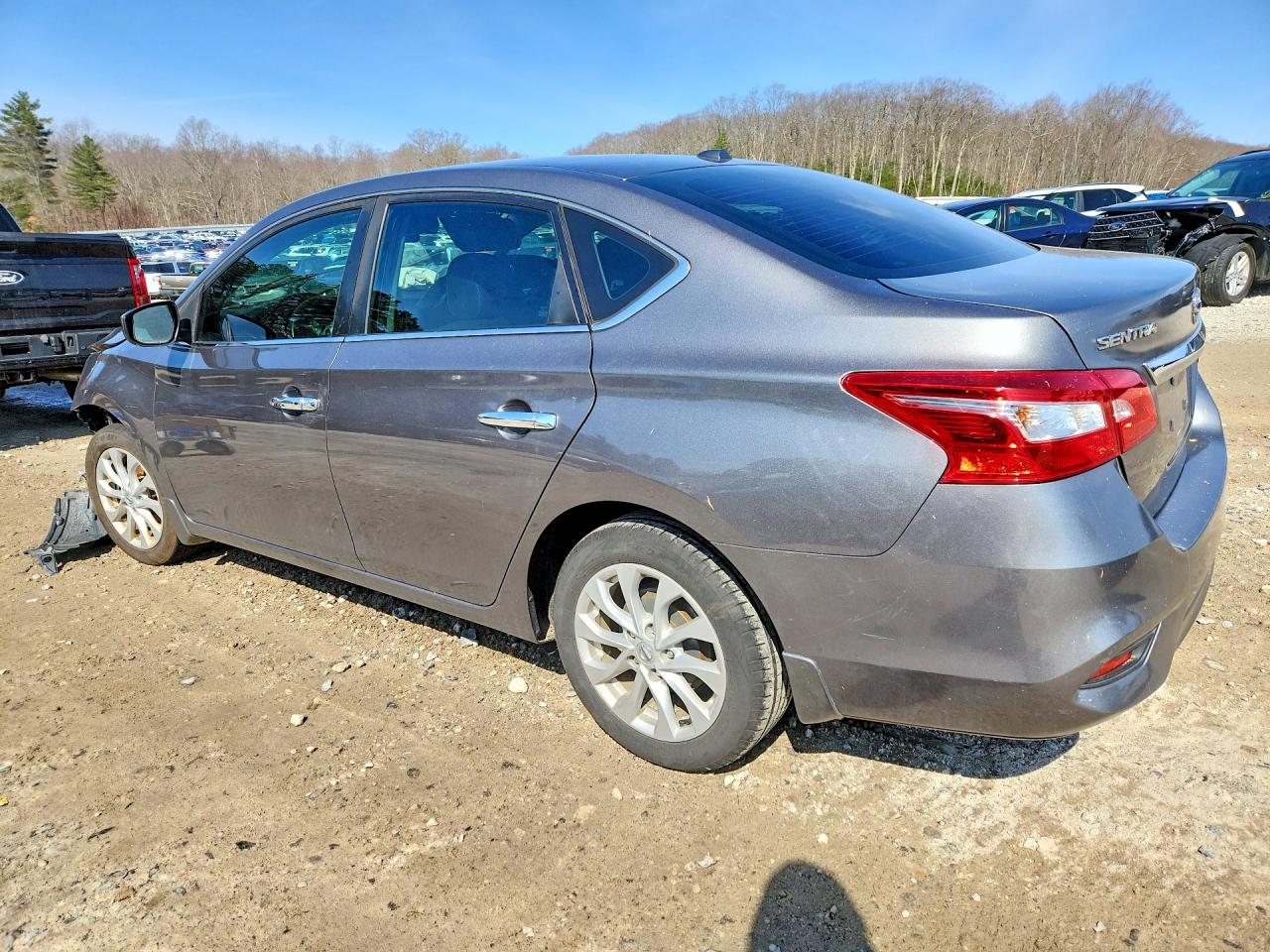 2019 NISSAN SENTRA SV photo 2