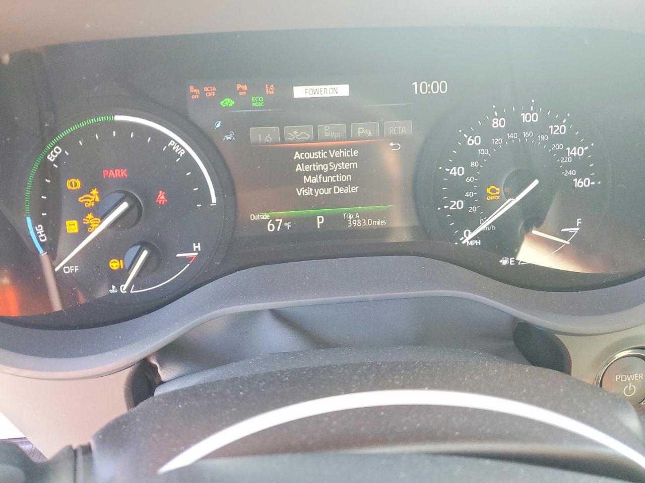 2025 TOYOTA SIENNA XLE 8-PASSENGER photo 9