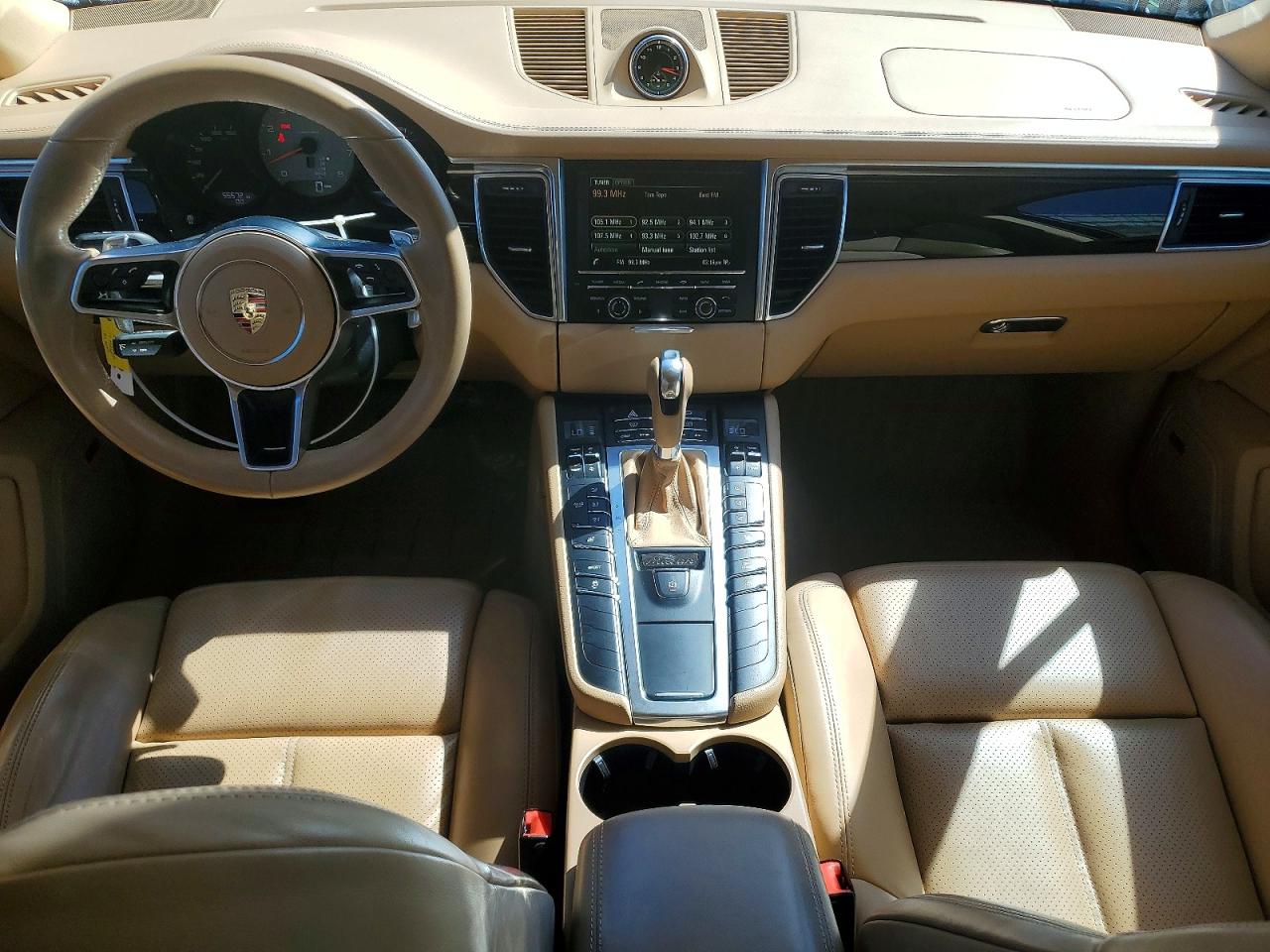 2016 PORSCHE MACAN S photo 8