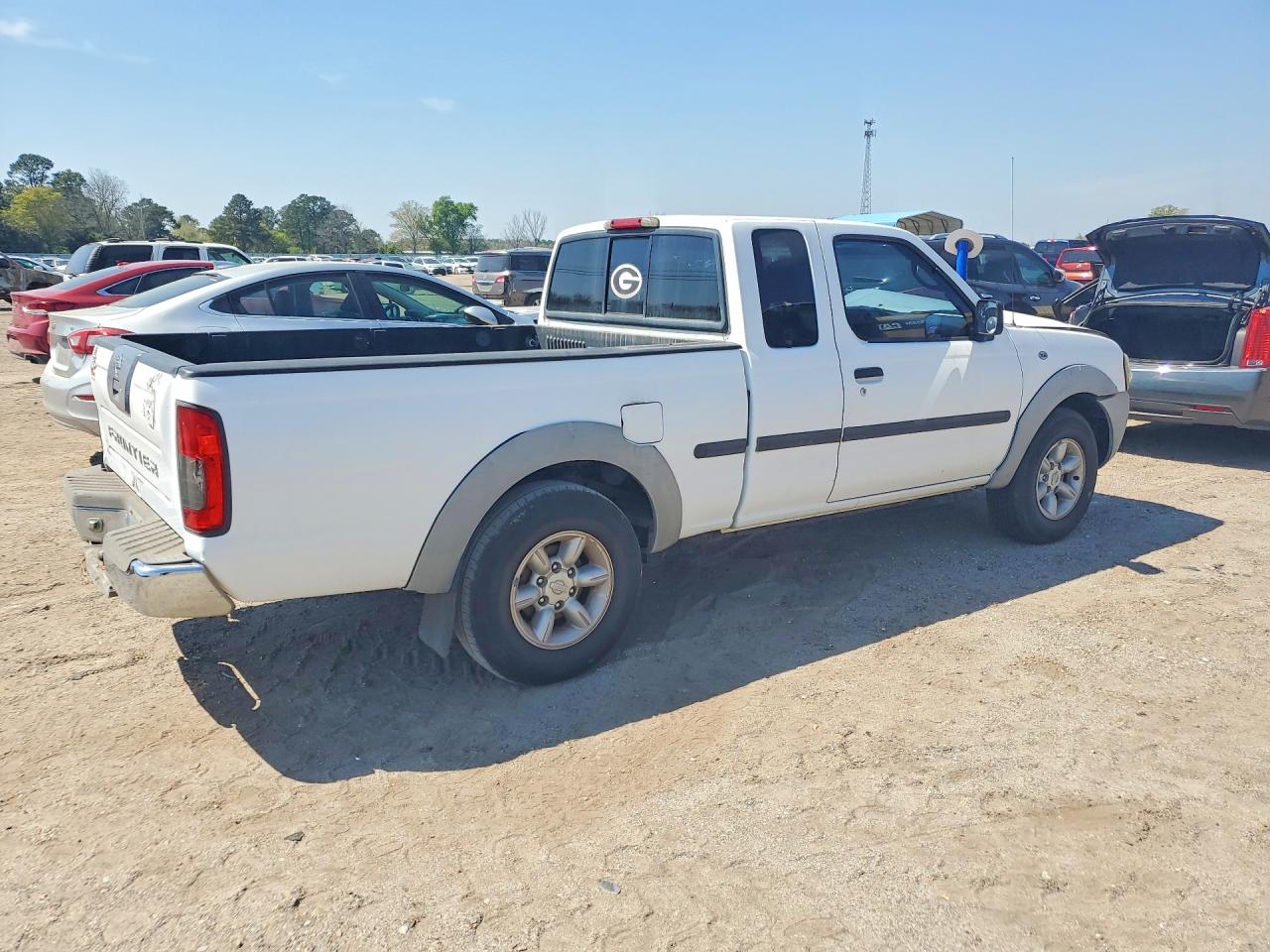 2002 NISSAN FRONTIER STANDARD photo 9