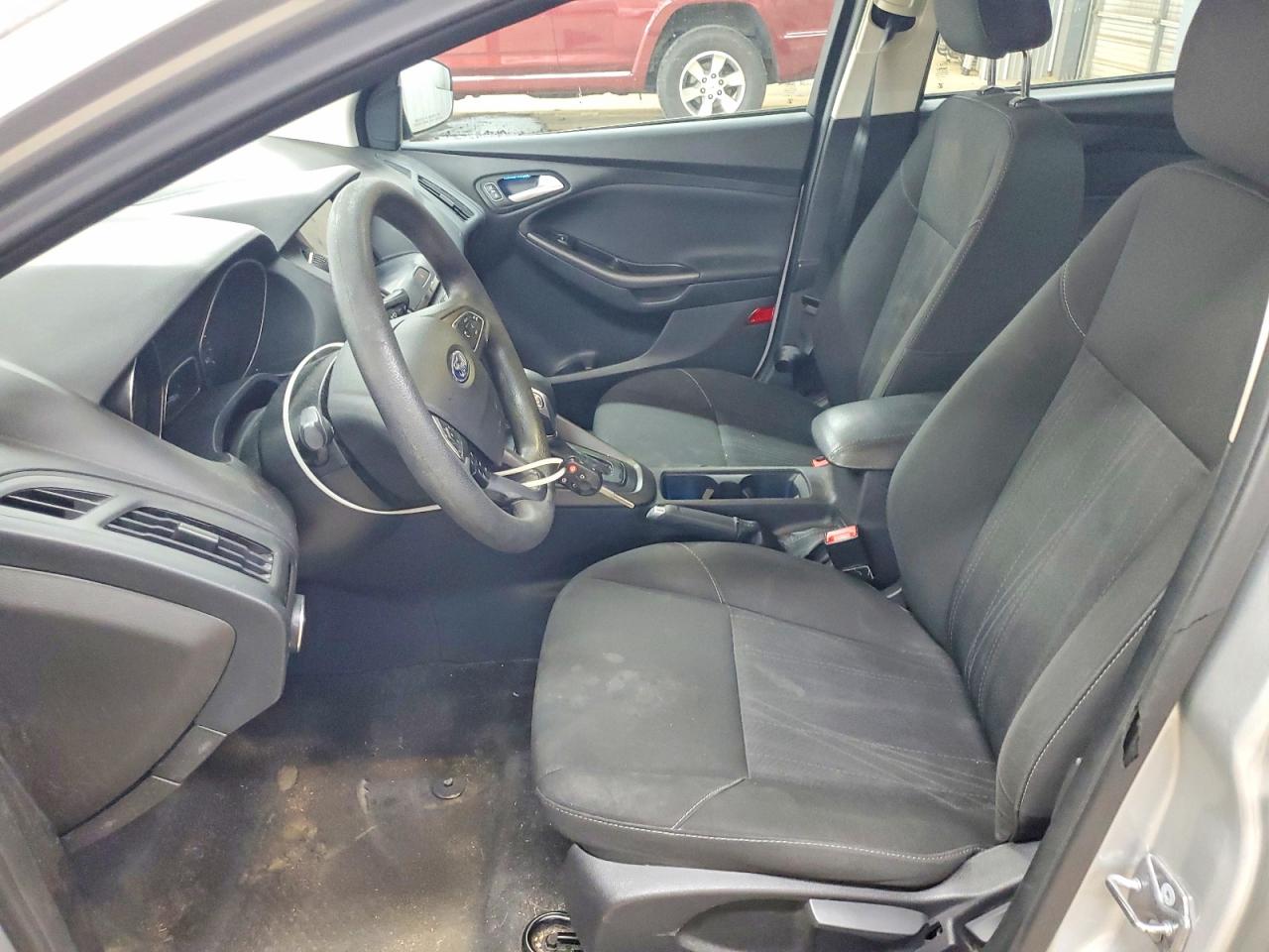 2017 FORD FOCUS SEL photo 13