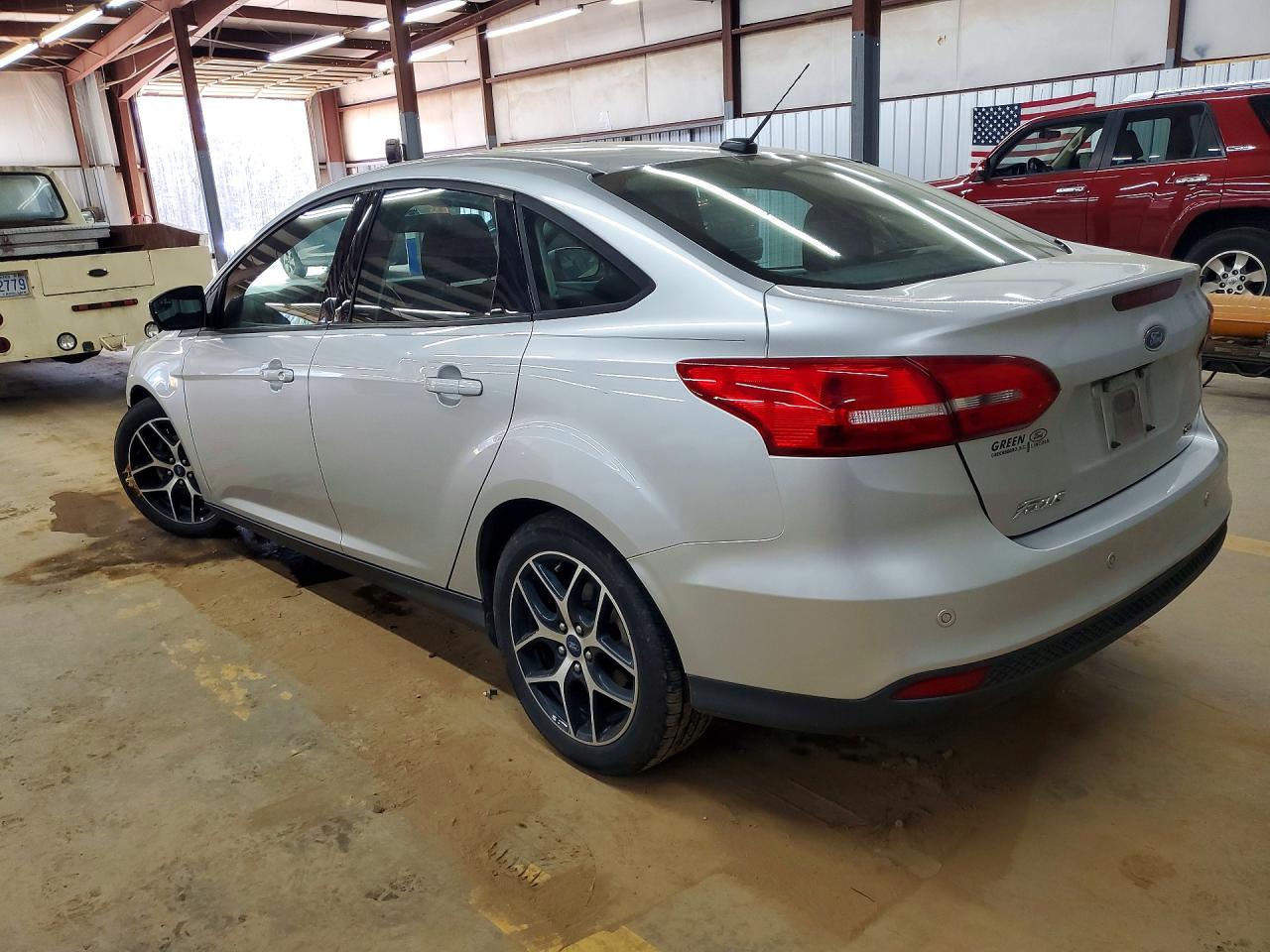 2017 FORD FOCUS SEL photo 3