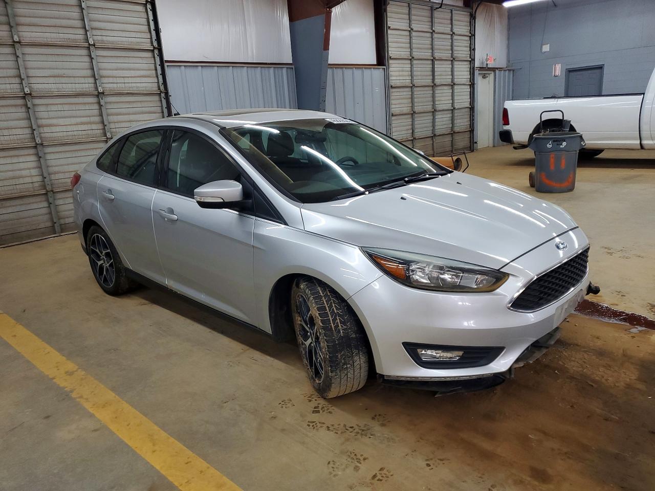 2017 FORD FOCUS SEL photo 7