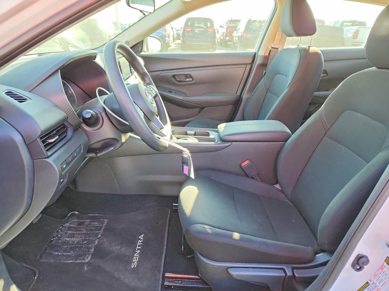 2025 NISSAN SENTRA S photo 7