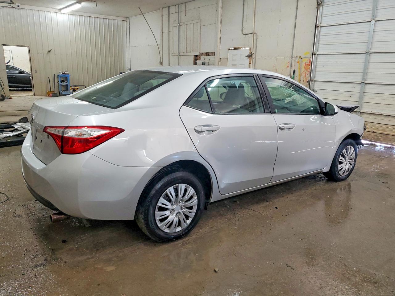 2016 TOYOTA COROLLA L photo 3