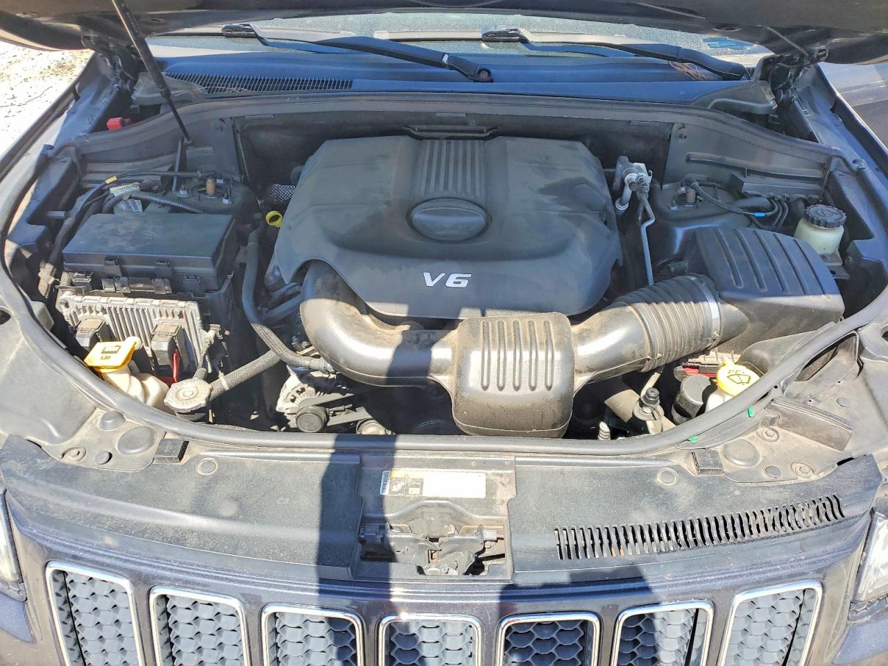 2014 JEEP GRAND CHEROKEE OVERLAND photo 34