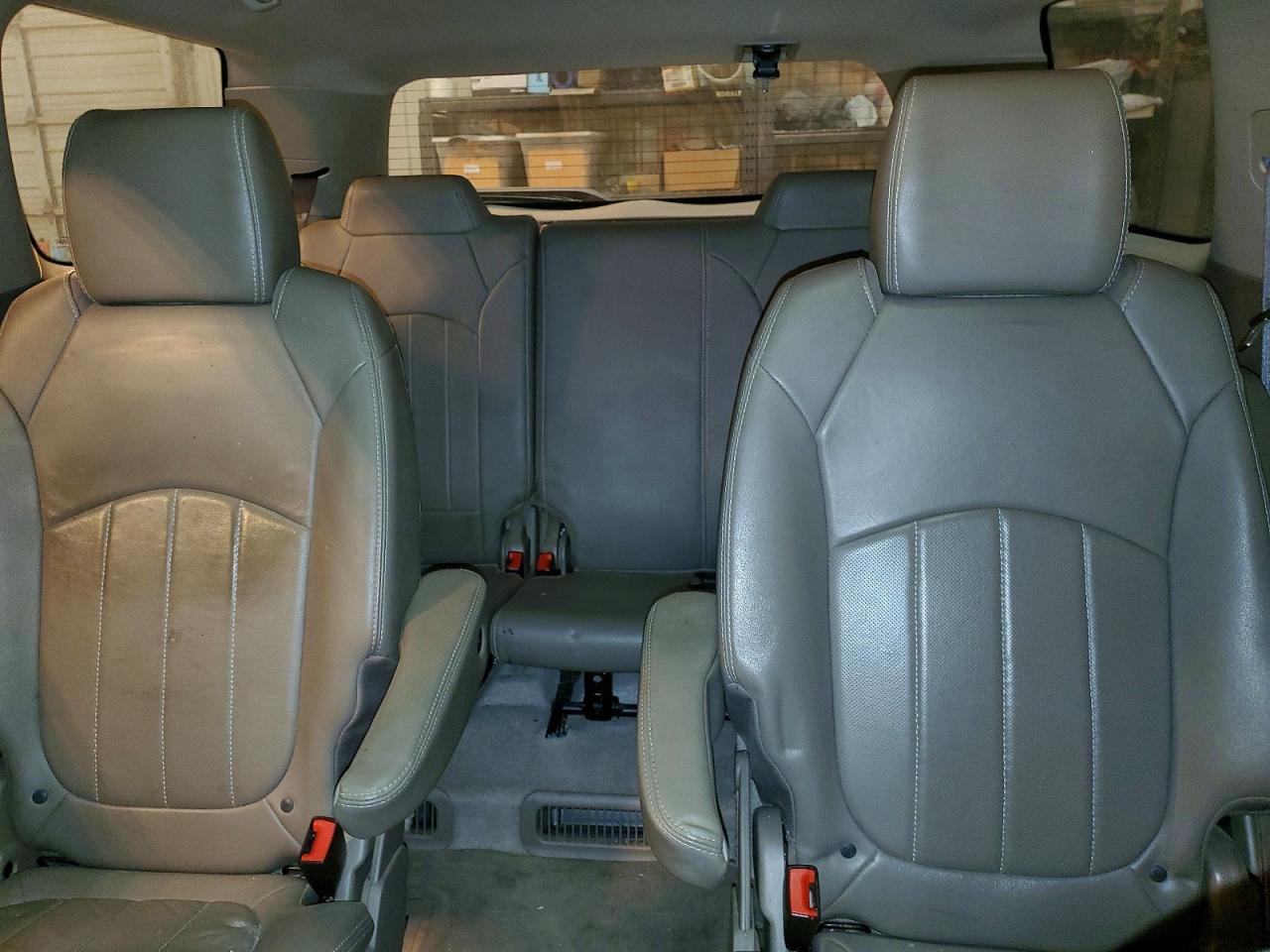 2016 GMC ACADIA DENALI photo 28