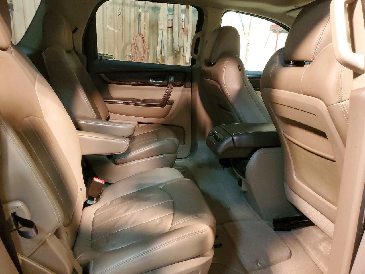 2016 GMC ACADIA DENALI photo 31