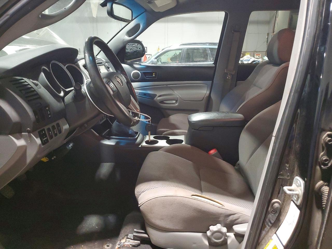 2013 TOYOTA TACOMA V6 photo 13
