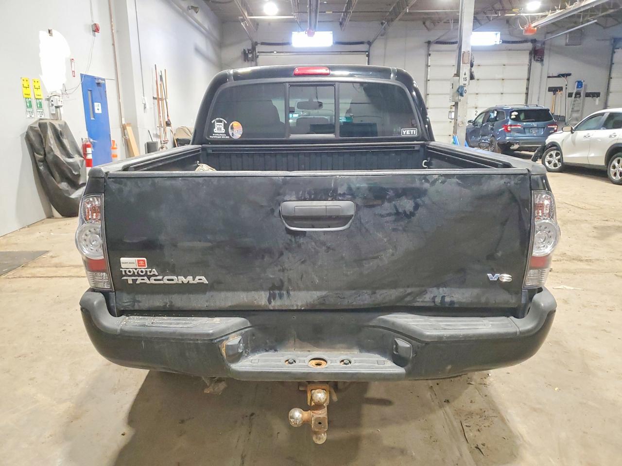2013 TOYOTA TACOMA V6 photo 11