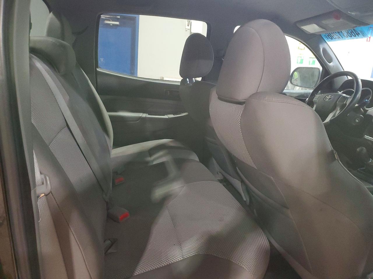 2013 TOYOTA TACOMA V6 photo 19