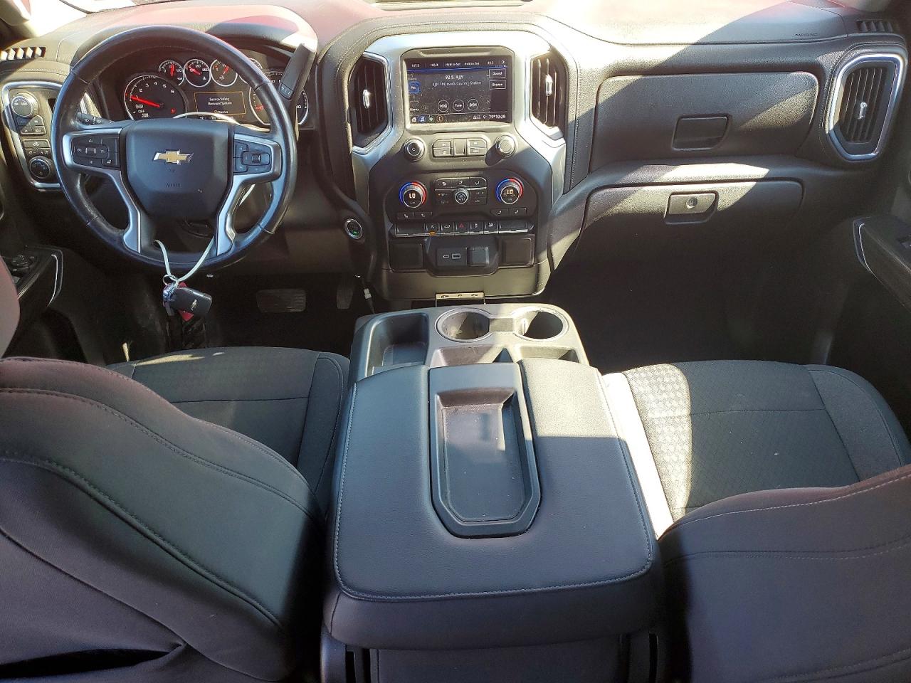 2020 CHEVROLET SILVERADO K1500 LT photo 8