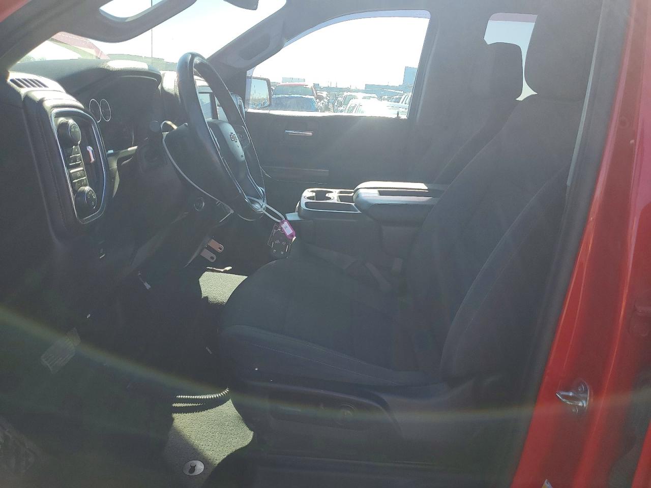 2020 CHEVROLET SILVERADO K1500 LT photo 7