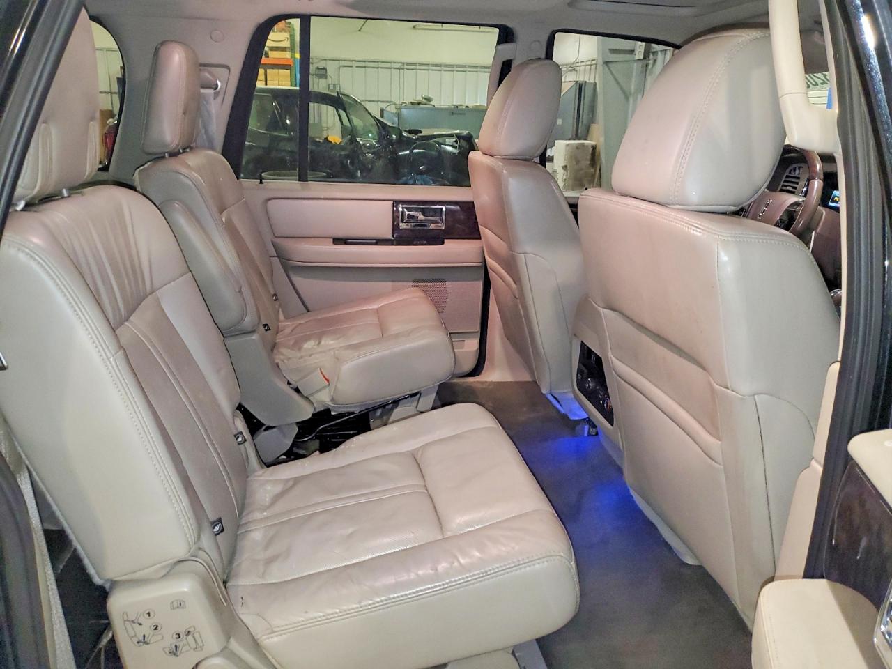 2015 LINCOLN NAVIGATOR L photo 21