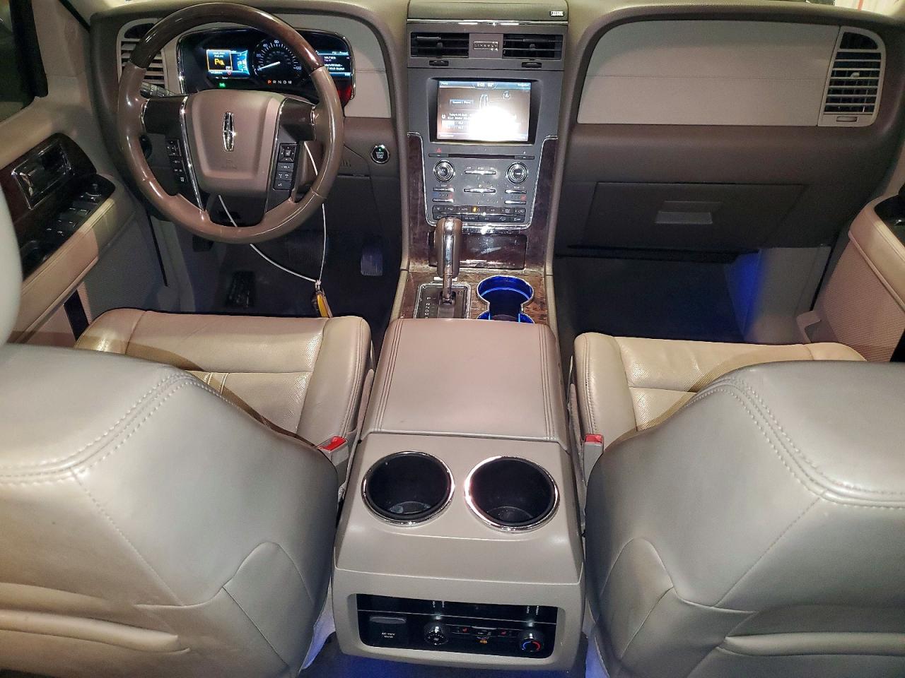 2015 LINCOLN NAVIGATOR L photo 15