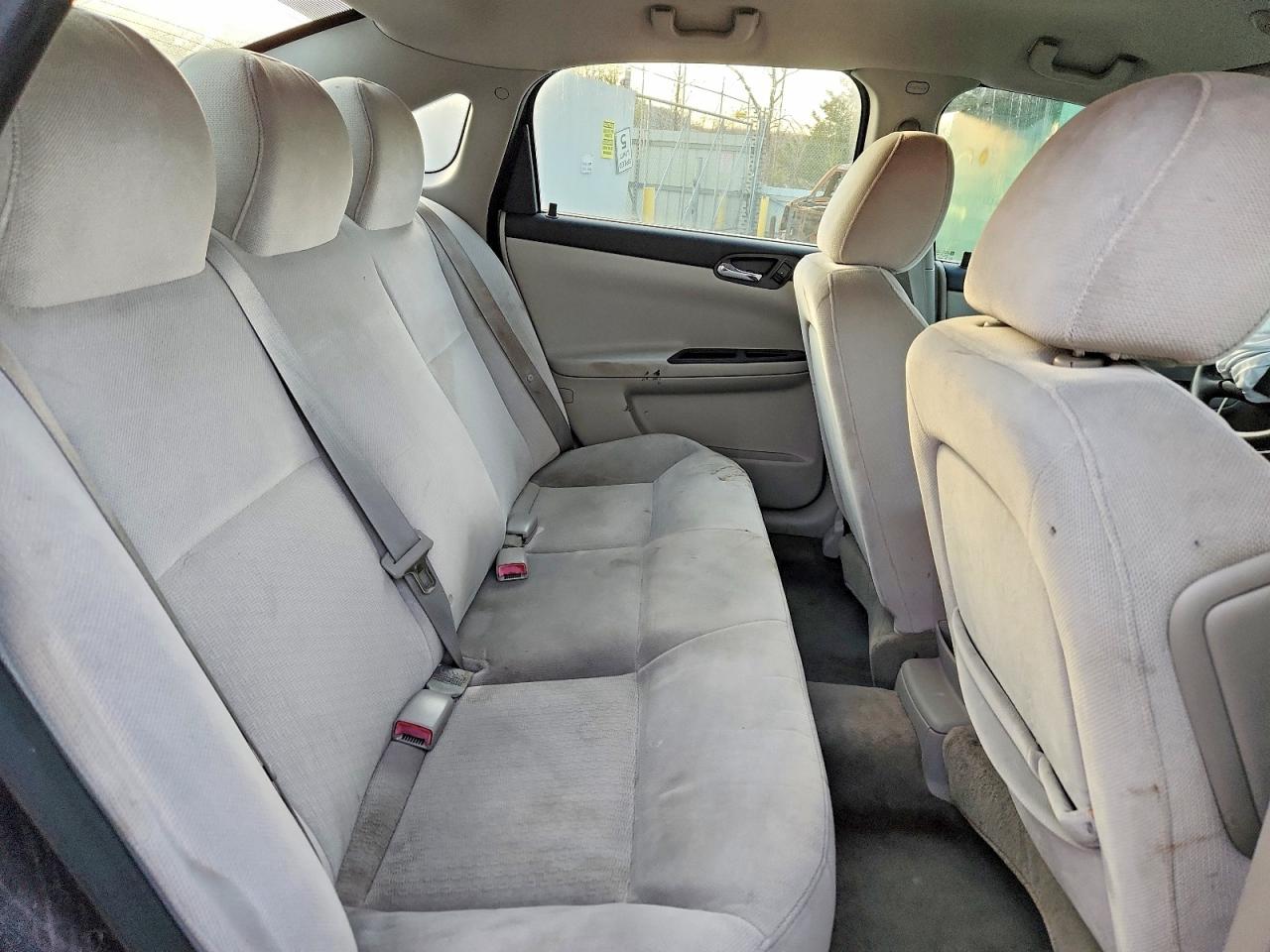 2011 CHEVROLET IMPALA LS photo 19