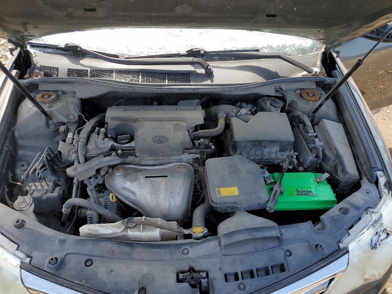 2012 TOYOTA CAMRY LE photo 21