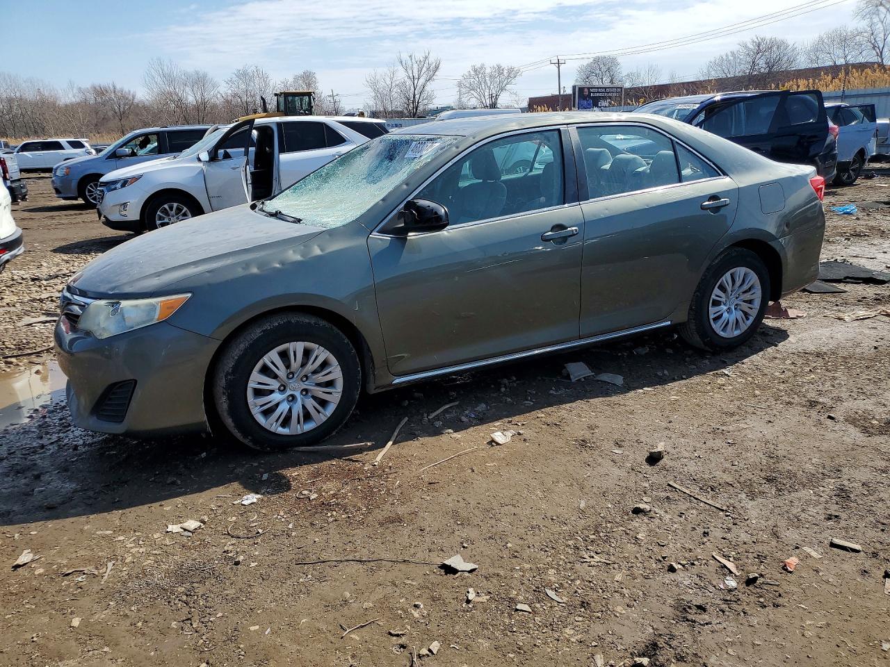 2012 TOYOTA CAMRY