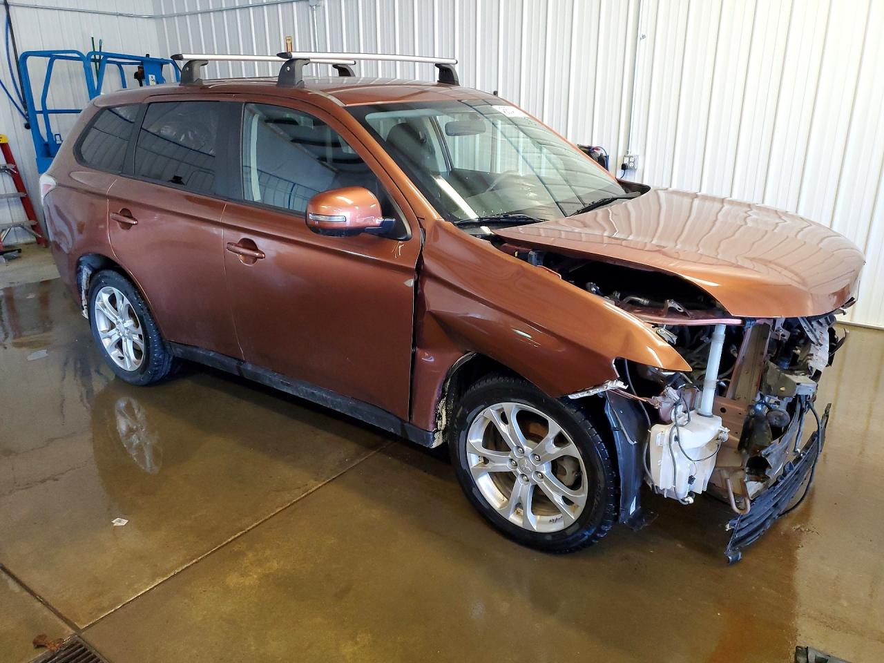 2014 MITSUBISHI OUTLANDER SE photo 4