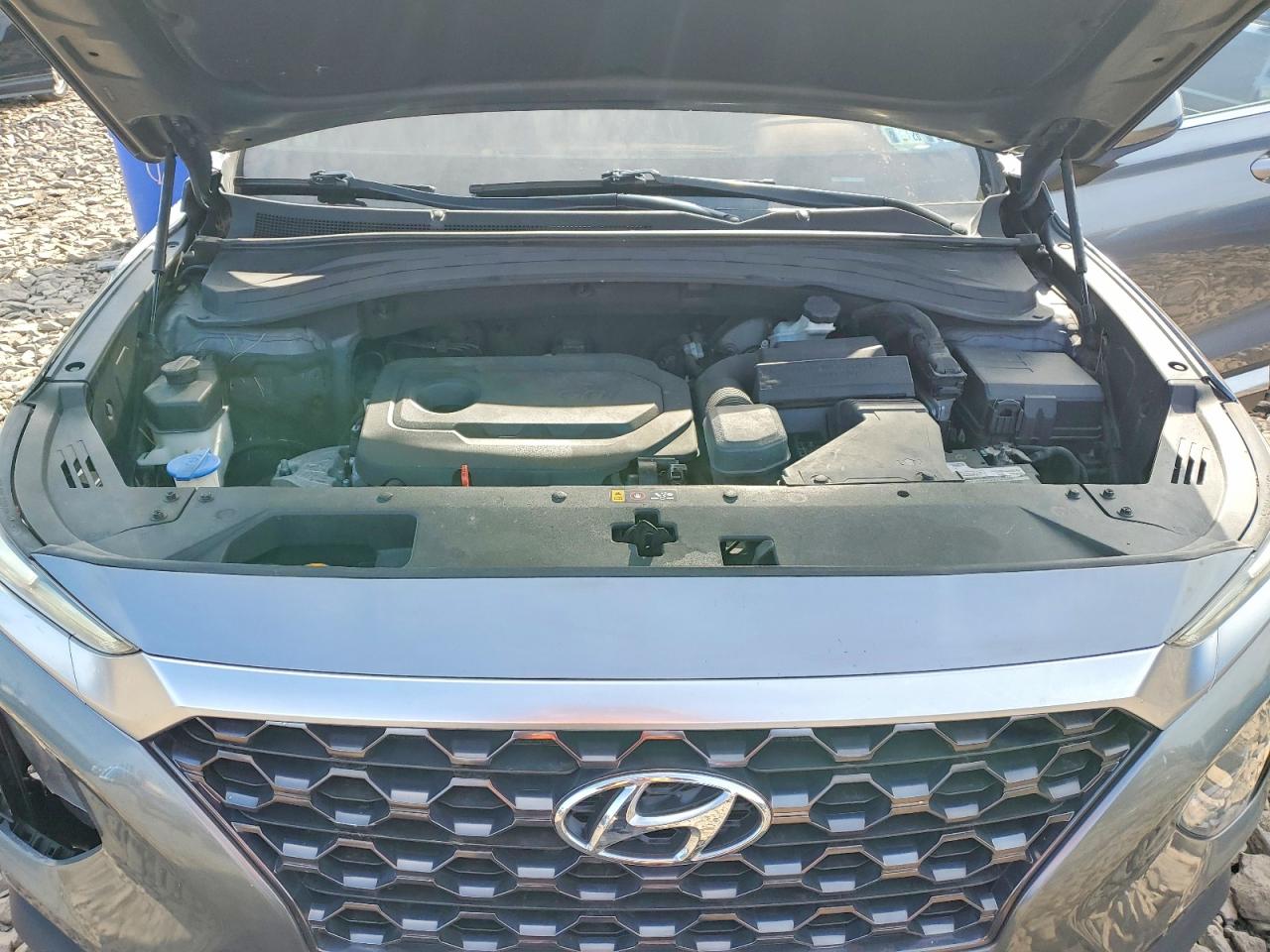 2019 HYUNDAI SANTA FE SE 2.4L photo 12