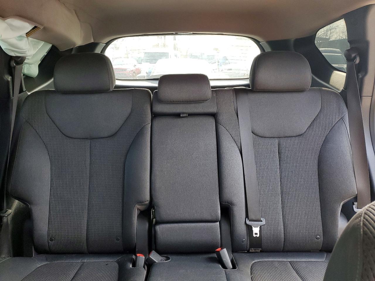 2019 HYUNDAI SANTA FE SE 2.4L photo 10