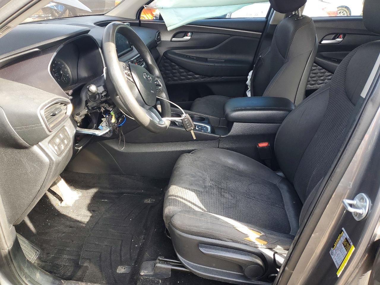2019 HYUNDAI SANTA FE SE 2.4L photo 7