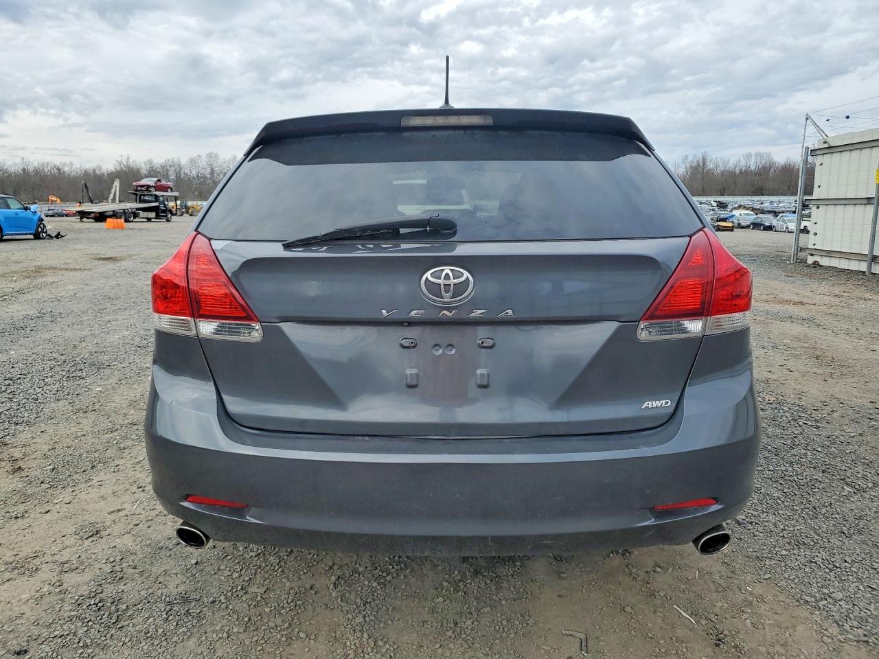 2010 TOYOTA VENZA AWD V6 photo 11