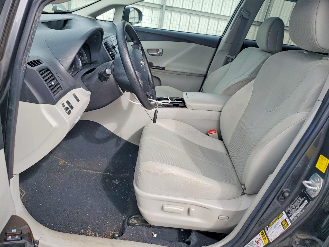 2010 TOYOTA VENZA AWD V6 photo 13