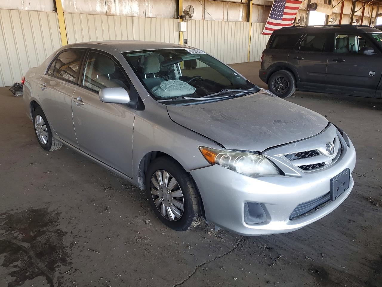 2011 TOYOTA COROLLA BASE photo 4