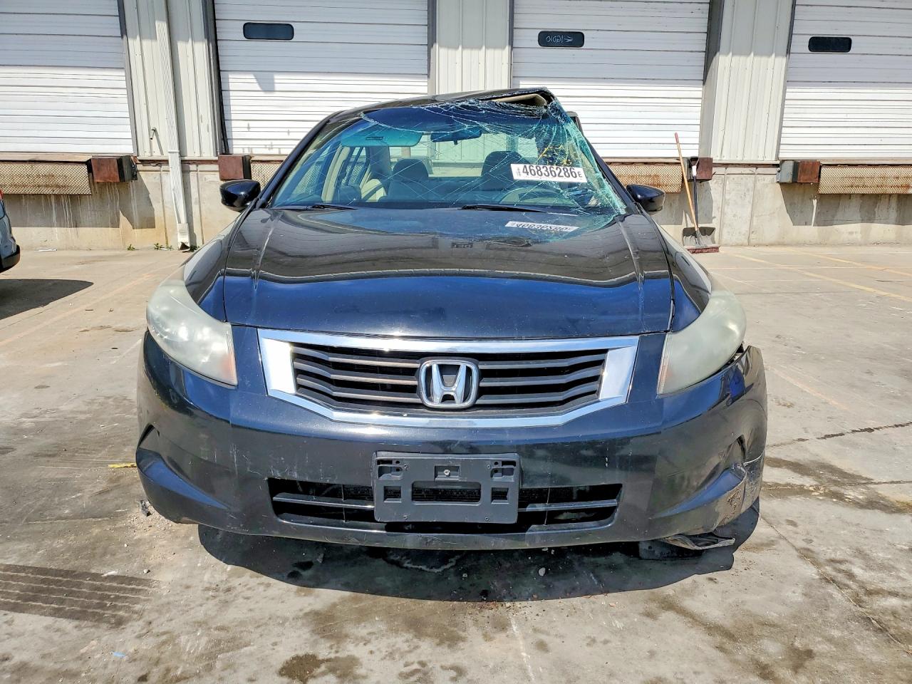 2009 HONDA ACCORD LX photo 9