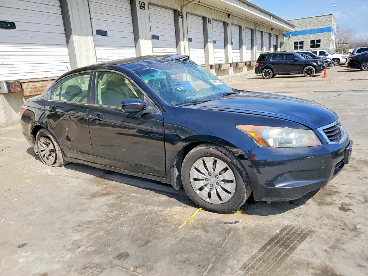 2009 HONDA ACCORD LX photo 7