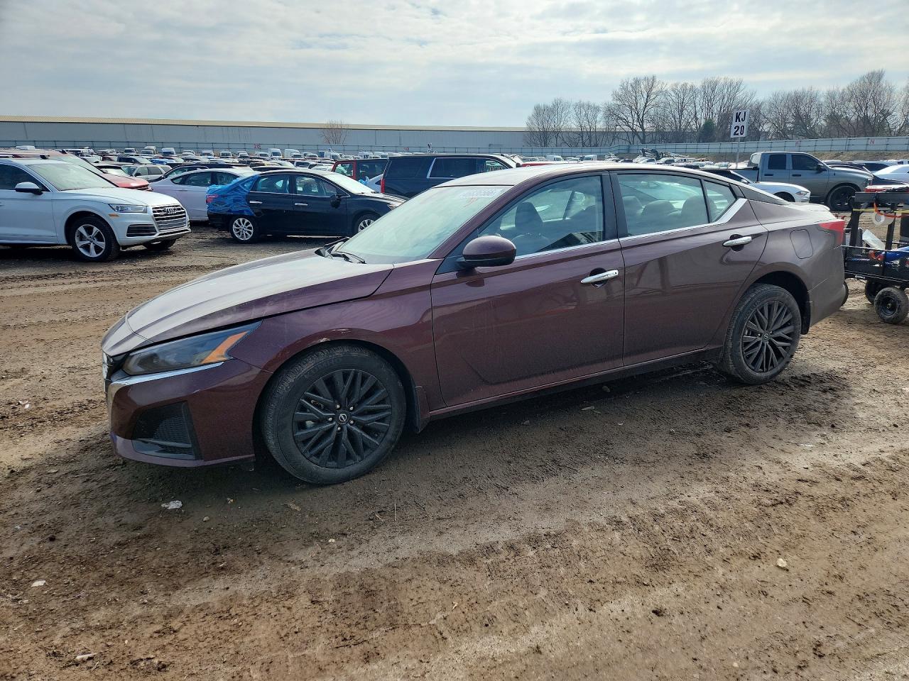2025 NISSAN ALTIMA
