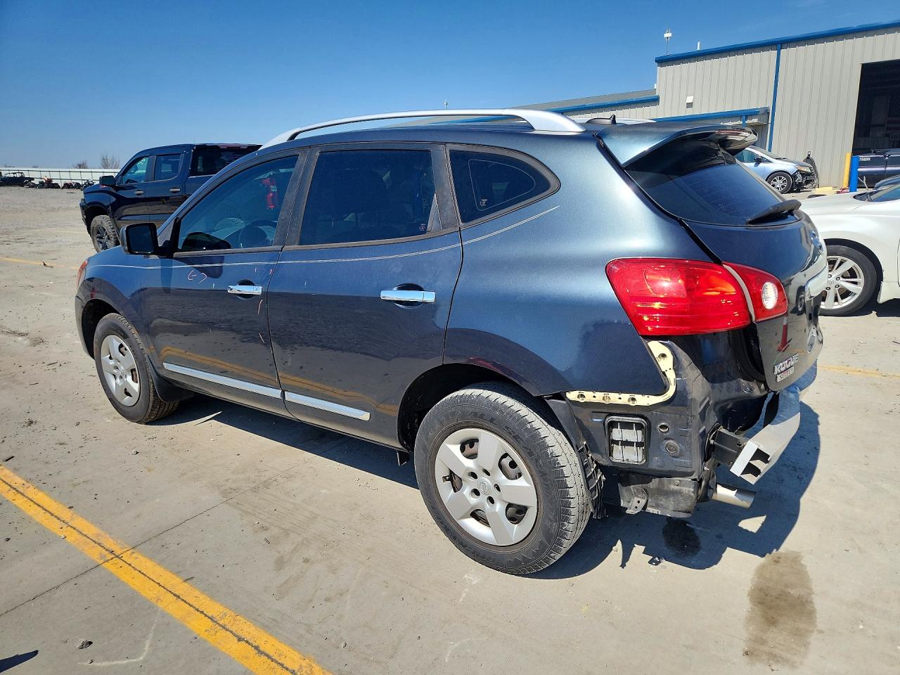 2015 NISSAN ROGUE SELECT S photo 4