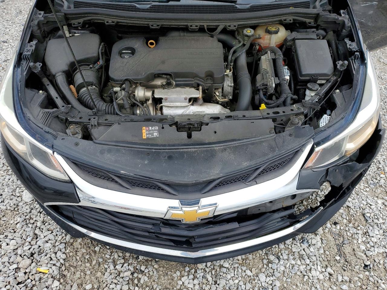 2019 CHEVROLET CRUZE LS photo 11