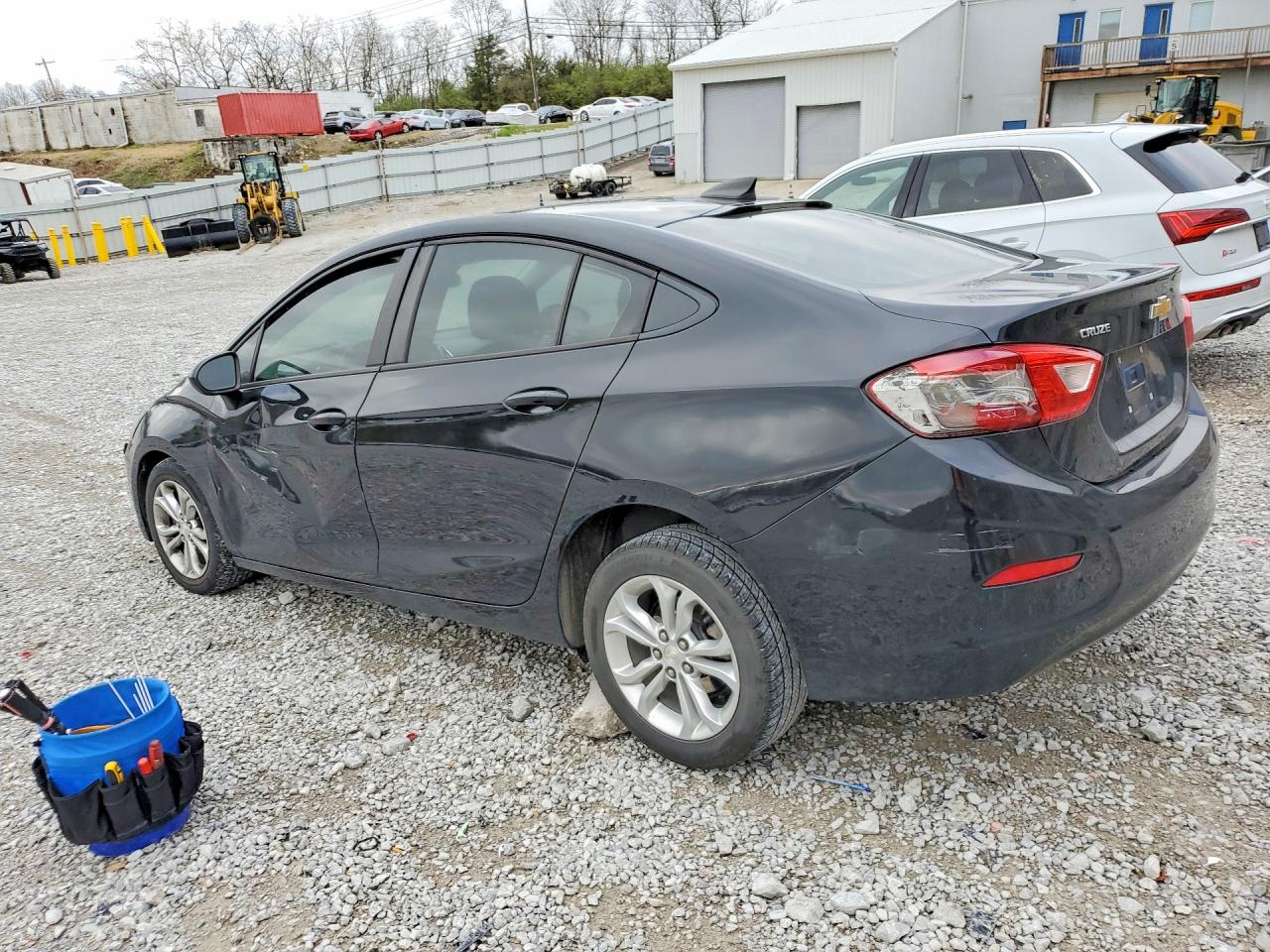 2019 CHEVROLET CRUZE LS photo 2