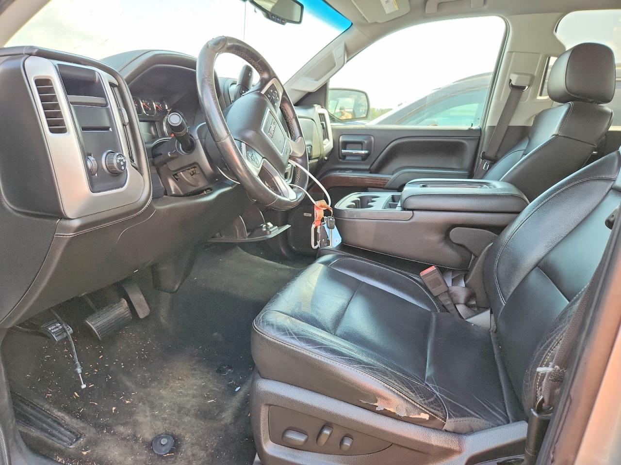 2015 GMC SIERRA C1500 SLT photo 7