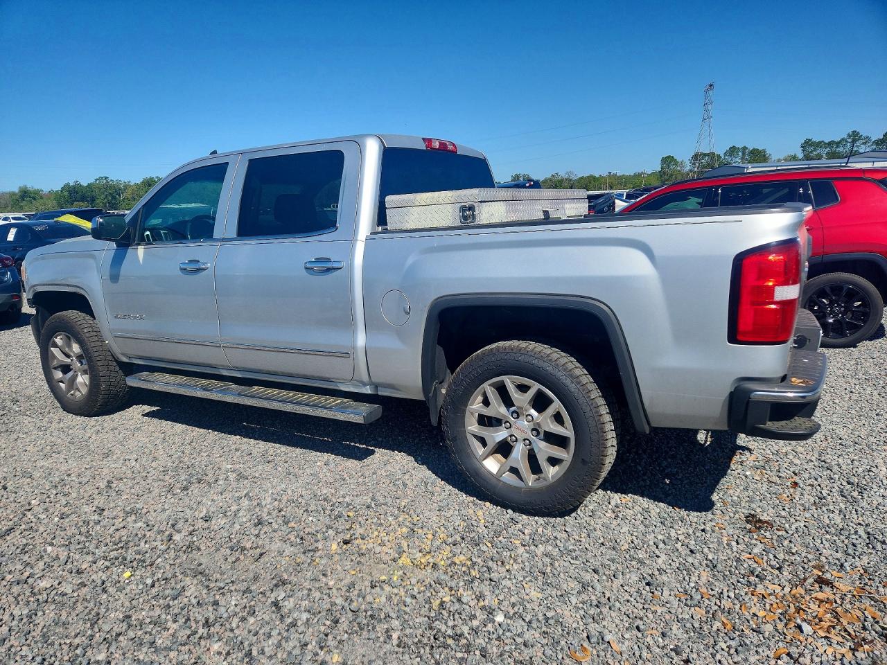 2015 GMC SIERRA C1500 SLT photo 2