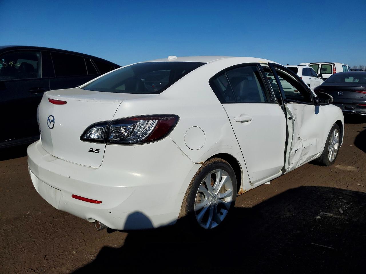 2010 MAZDA 3 S photo 3