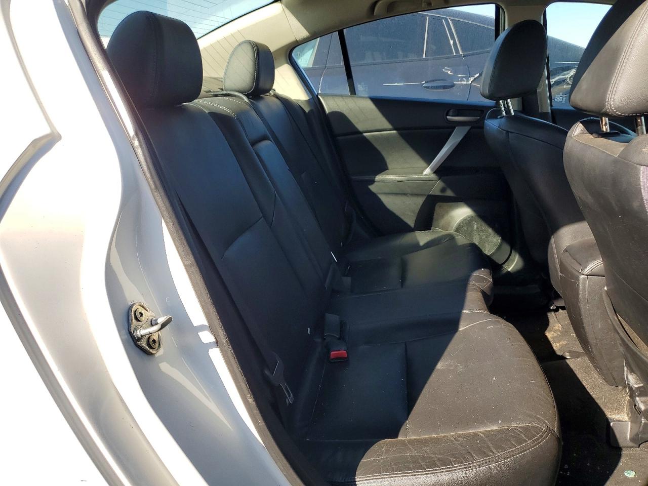 2010 MAZDA 3 S photo 10