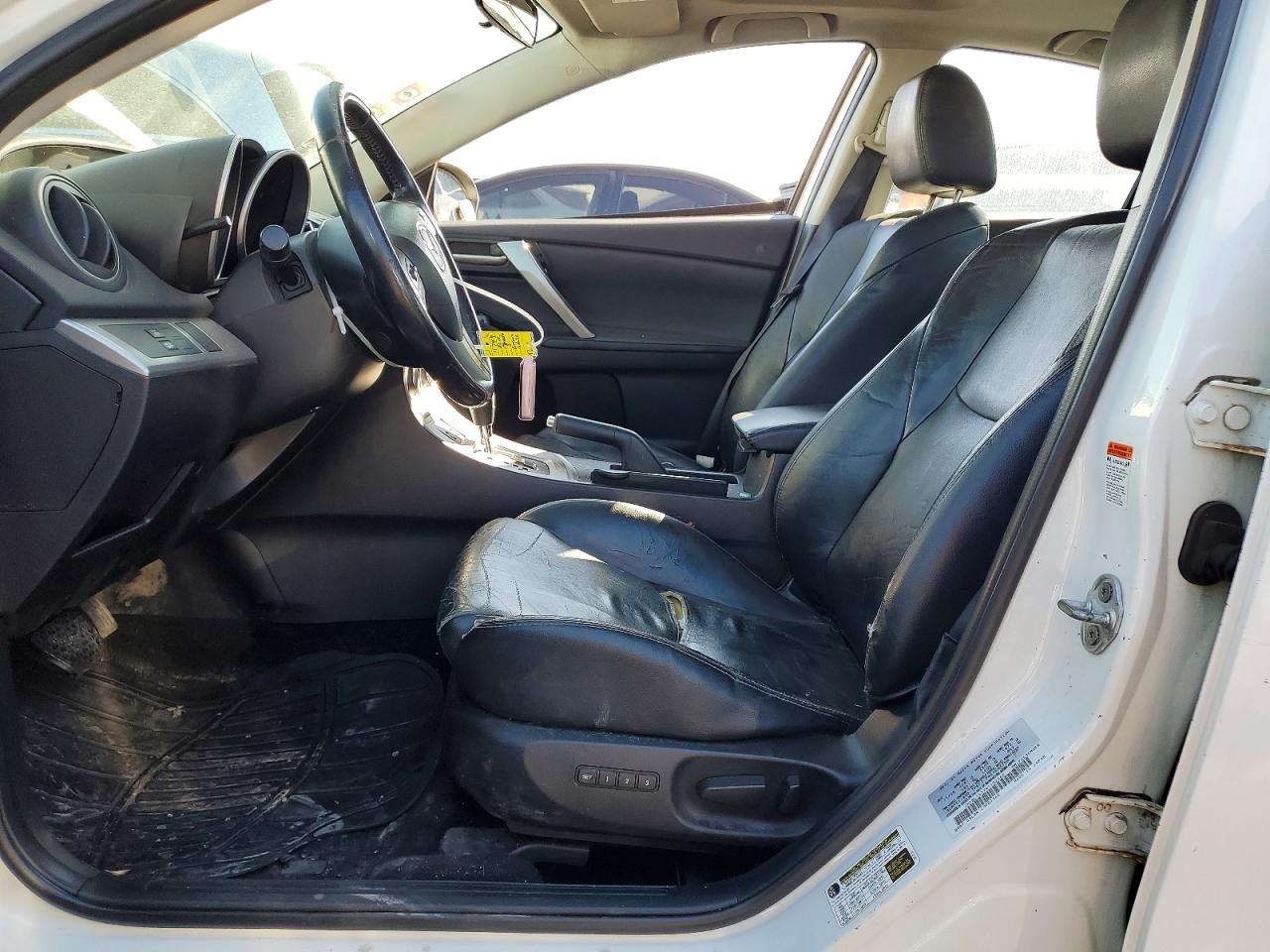 2010 MAZDA 3 S photo 7