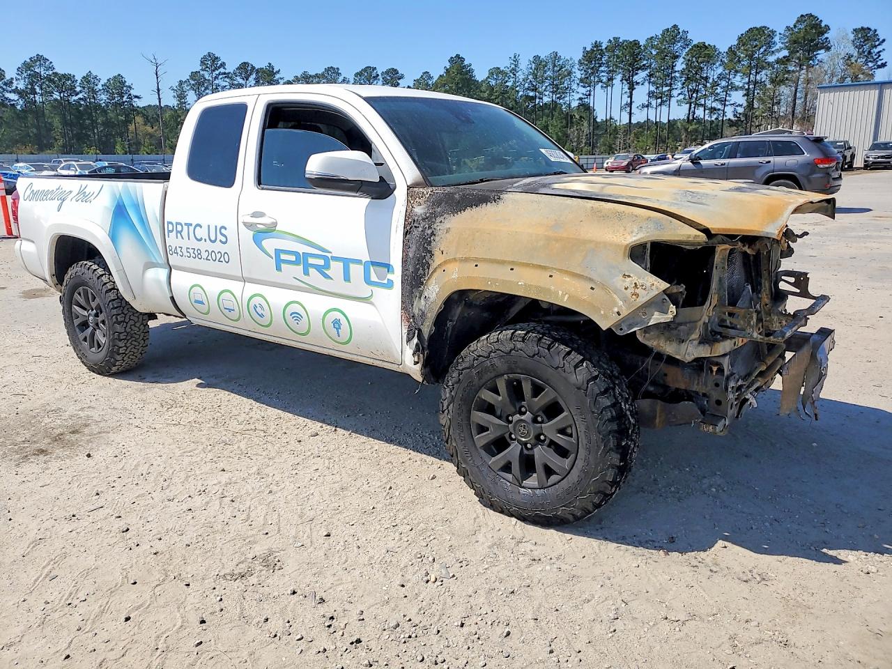2022 TOYOTA TACOMA SR5 V6 photo 7