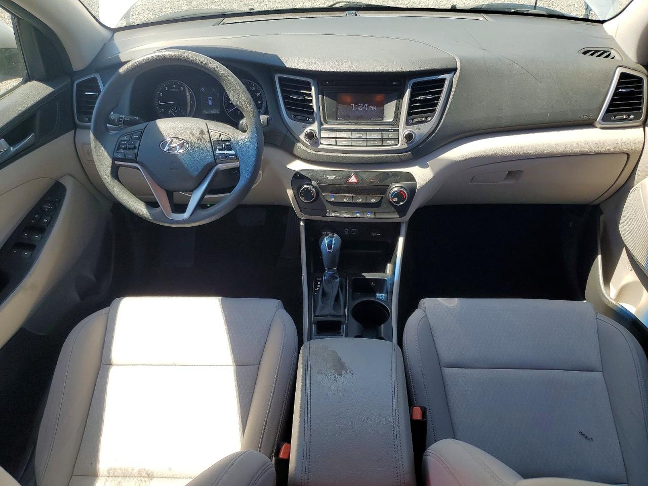 2016 HYUNDAI TUCSON SE photo 8