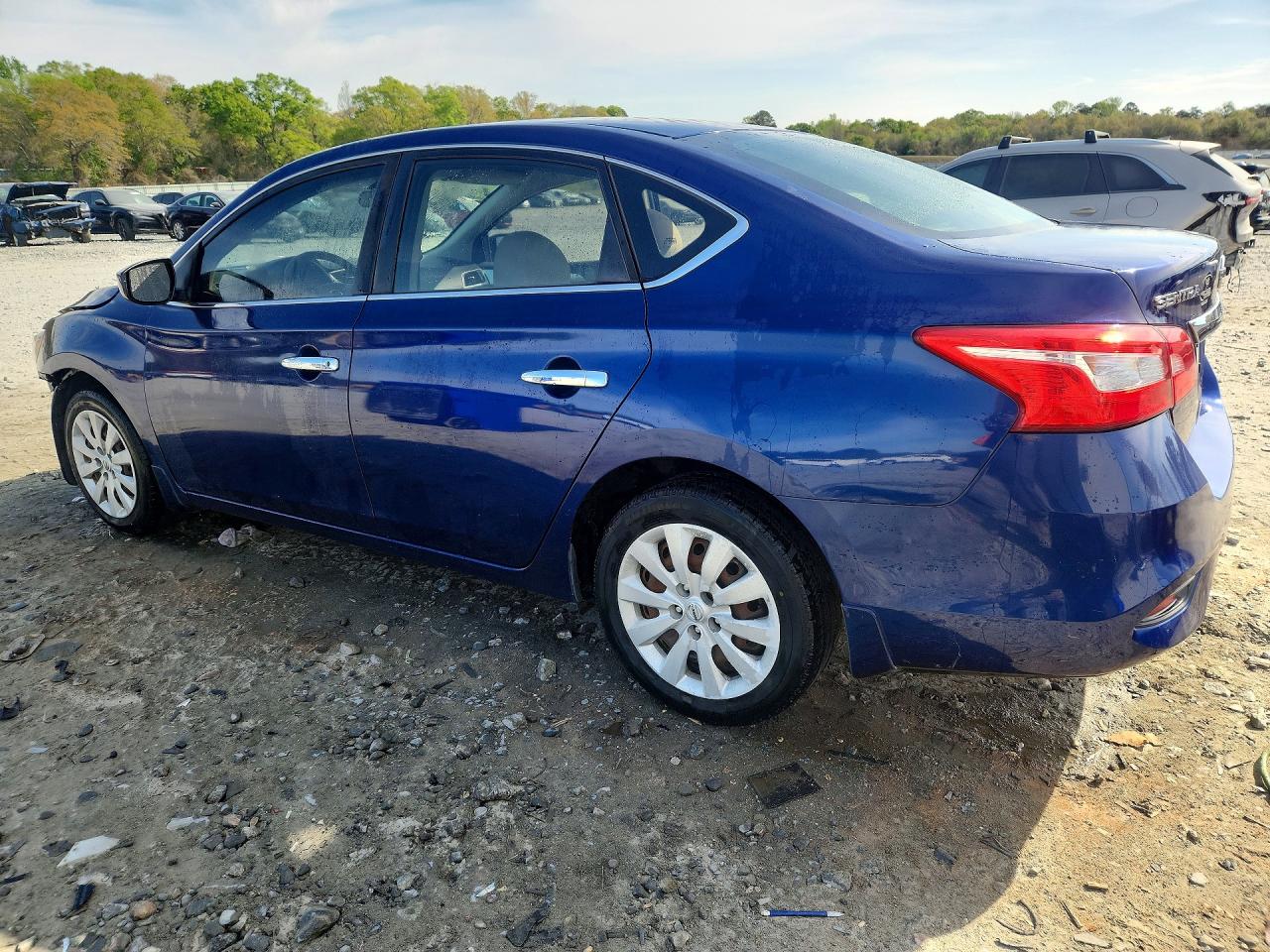 2017 NISSAN SENTRA S photo 3