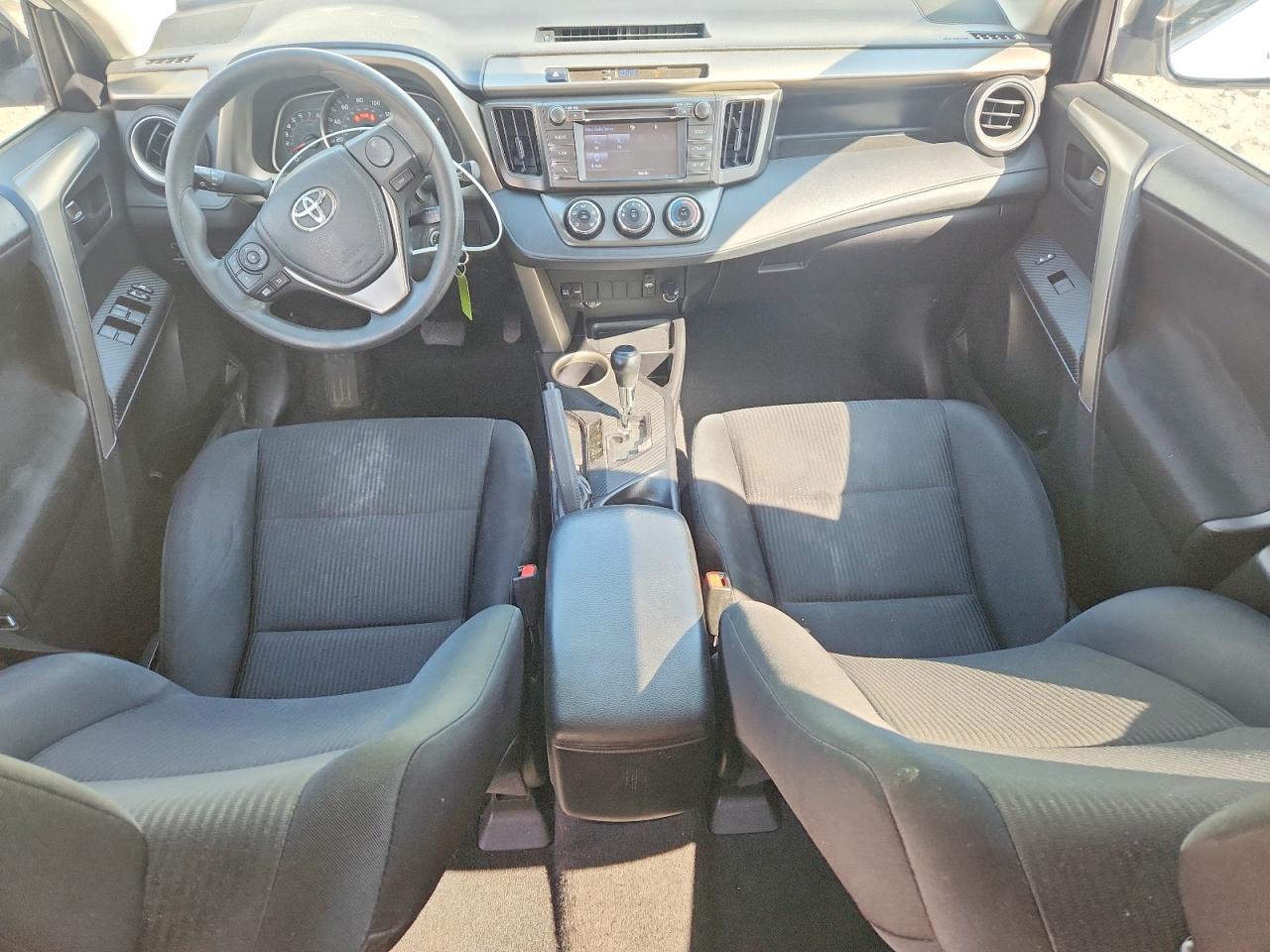2015 TOYOTA RAV4 LE photo 15