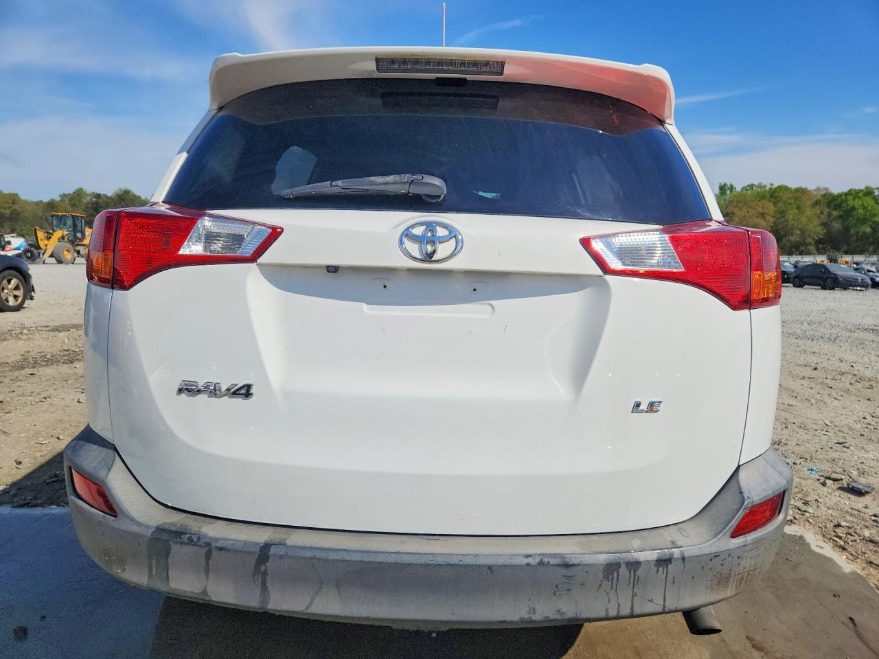 2015 TOYOTA RAV4 LE photo 11
