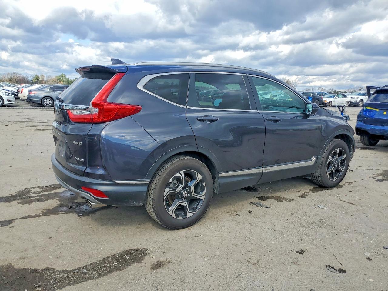 2017 HONDA CR-V TOURING photo 5