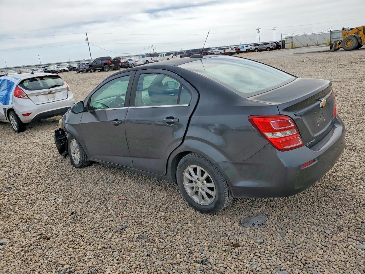 2017 CHEVROLET SONIC LT photo 3
